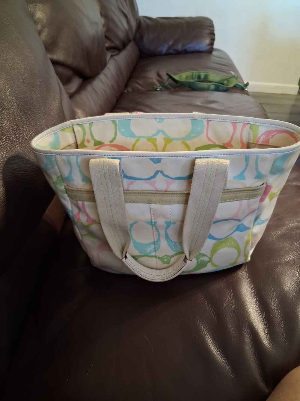 Authentic Coach Hampton Scribble Tote Y2K Vintage Pastel Signature